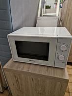 Microgolfoven wit: 3m gebruikt., Elektronische apparatuur, Ophalen, Zo goed als nieuw, Microgolfoven