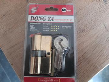 Barillet de serrure neuf 60 mm (Dong Ya) beschikbaar voor biedingen