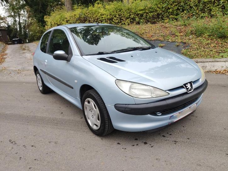 Peugeot 206 en parfait état, Auto's, Peugeot, Particulier, ABS, Airbags, Alarm, Centrale vergrendeling, Electronic Stability Program (ESP)