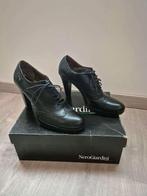schoen nero giardini. Maat 36. Nooit gedragen, Nero giardini, Ophalen of Verzenden, Nieuw