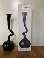 Normann Copenhagen Swing Vase, Minder dan 50 cm, Nieuw, Glas, Zwart