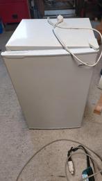 Kleine frigo met diepvries, Elektronische apparatuur, Koelkasten en IJskasten, Ophalen, Gebruikt, Met vriesvak
