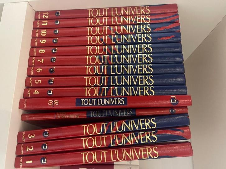 Encyclopédie complète “Tout l’Univers” Hachette-12 tomes+sup, Boeken, Overige Boeken, Gelezen, Ophalen of Verzenden