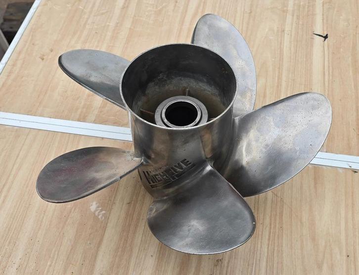 Mercury RVS High Five 17P Schroef, Watersport en Boten, Bootonderdelen, Zo goed als nieuw, Motor en Techniek, Motorboot, Ophalen of Verzenden