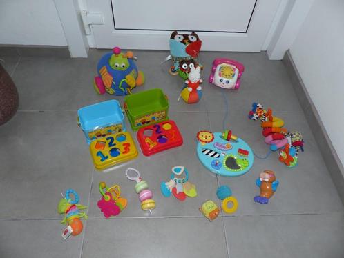 Mooi en ruim pakket babyspeelgoed - prima staat, Kinderen en Baby's, Speelgoed | Babyspeelgoed, Gebruikt, Rammelaar, Ophalen of Verzenden