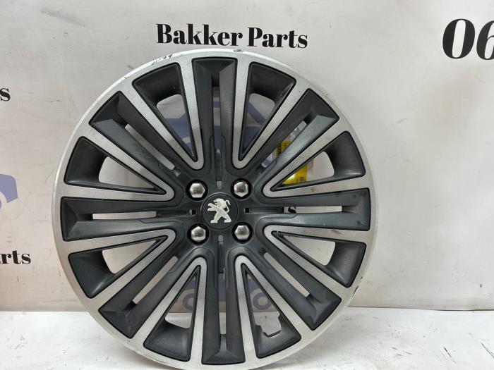 Wieldop van een Peugeot 2008, Auto-onderdelen, Banden en Velgen, Personenwagen, Gebruikt, 3 maanden garantie