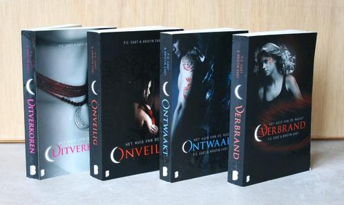 Fantasy: P.C Cast & Kristin Cast x 4, Boeken, Fantasy, Zo goed als nieuw, Ophalen of Verzenden