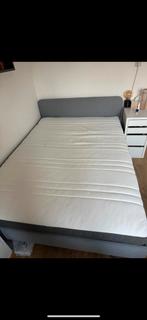 Ikea bed 140 x 200 : inclusief lattenbodem en matras, Huis en Inrichting, Slaapkamer | Matrassen en Bedbodems, Ophalen, Zo goed als nieuw