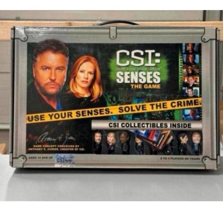 CSI Senses - Le jeu de plateau Jeu de scène crime + poupées, Hobby & Loisirs créatifs, Jeux de société | Jeux de plateau, Neuf