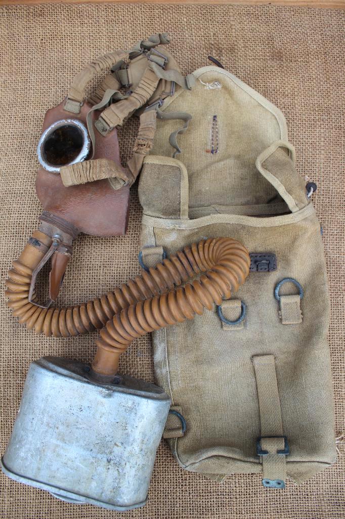 WW2 Masque à gaz belge M1934., Collections, Objets militaires | Seconde Guerre mondiale, Armée de terre, Enlèvement ou Envoi