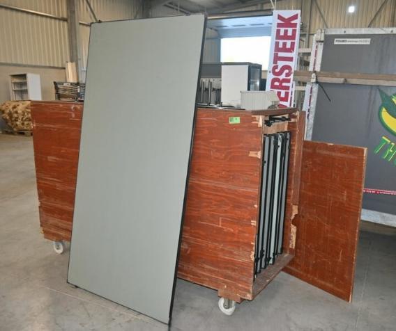 Set van 12 infopanelen met voeten en mobiele houten kast, Verzamelen, Merken en Reclamevoorwerpen, Gebruikt, Overige typen, Ophalen