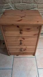 Petite armoires à 3 tiroirs à relooker poncer, Maison & Meubles, Armoires | Commodes, Moins de 100 cm, Enlèvement, Pin, Neuf