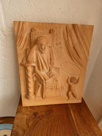 Mengolini wandsculptuur in terracotta.  beschikbaar voor biedingen