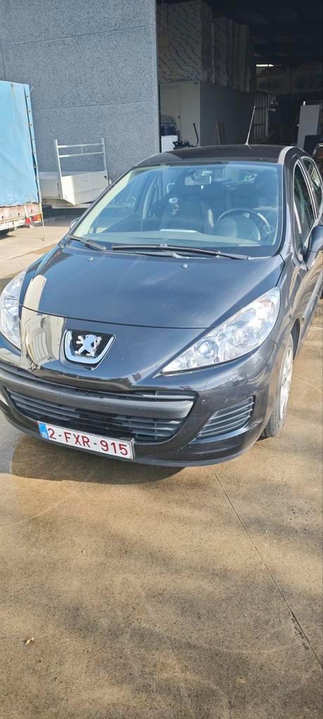 Peugeot 207 63000 km, Auto's, Peugeot, Particulier, Benzine, Handgeschakeld, Zwart, Stof, Ophalen