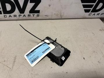 Draadloze oplader van een Volkswagen T-Cross beschikbaar voor biedingen