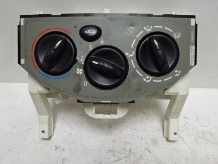 Kachel Bedieningspaneel van een Renault Trafic, Auto-onderdelen, Dashboard en Schakelaars, Renault, Gebruikt, 3 maanden garantie