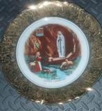 Decoratief bord Lourdes “L’Apparition” (vintage) Porselein, Antiek en Kunst, Ophalen of Verzenden