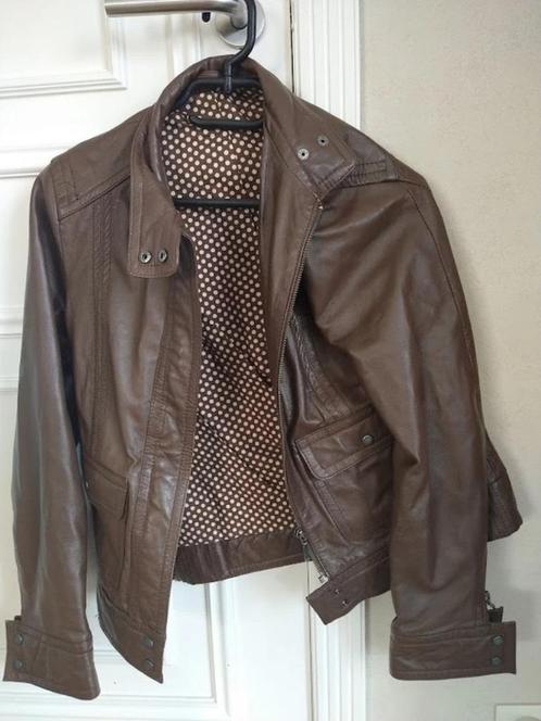 lederen jacket van laura scott, Motos, Vêtements | Vêtements de moto, Manteau | cuir, Femmes, Seconde main, Envoi