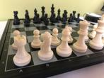 Magnetisch schaakspel (schaakbord) + damspel, Hobby en Vrije tijd, Nieuw