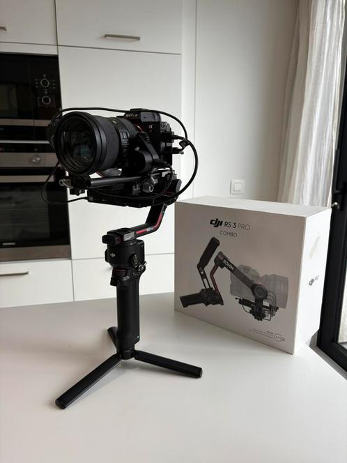 DJI RS3 PRO COMBO - met garantie, Audio, Tv en Foto, Fotografie | Professionele apparatuur, Zo goed als nieuw, Ophalen of Verzenden
