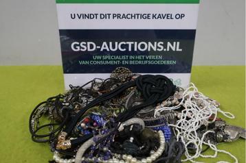 Een mix verschillende Sieraden - Zak van 1,5 KG beschikbaar voor biedingen
