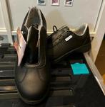 Chaussures securite neuves poiture 38, Enlèvement