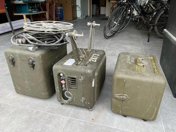 Military us army 16mm movie projector  beschikbaar voor biedingen