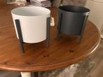 Lot de deux cache-pots sur pied, Jardin & Terrasse, Enlèvement ou Envoi, Neuf, Métal