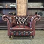 Chesterfield Medburn Fauteuil - Antique Rood met knopenzit, Ophalen