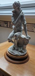 Porcelein Capie Capodimonte Jongetje, Antiek en Kunst, Ophalen