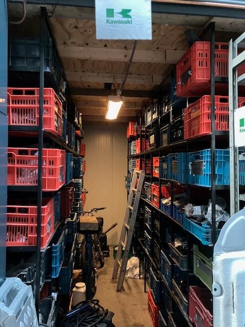 Heeeel veel onderdelen motorfietsen jaren 80 en 90, Motoren, Onderdelen | Overige, Gebruikt, Ophalen