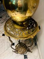 Vase with a stand brass- antiek, Ophalen
