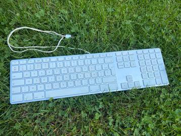 Origineel apple toetsenbord Azerty Usb beschikbaar voor biedingen