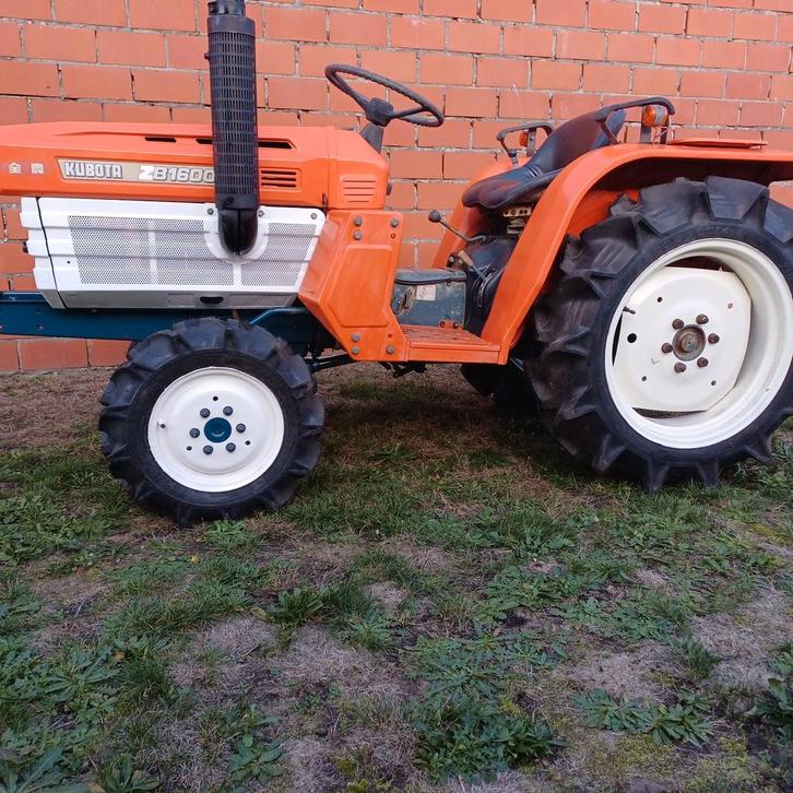 Kubota B1600 4WD, Zakelijke goederen, Landbouw | Tractoren, Gebruikt, Ophalen