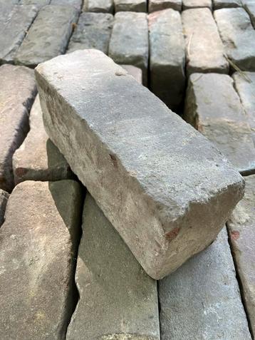 Hardgebakken straat Klinkers 20x6,5x10 beschikbaar voor biedingen