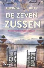 Lucinda Riley - De zeven zussen., Boeken, Romans, België, Lucinda Riley, Ophalen of Verzenden, Zo goed als nieuw