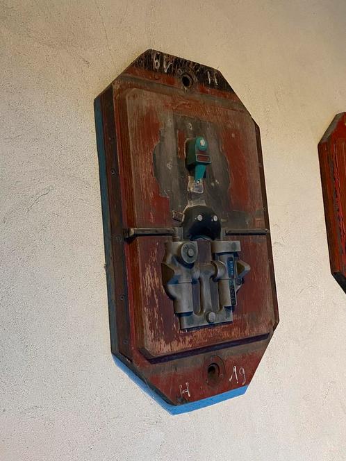 Antieke houten mal automobile groot, Antiek en Kunst, Kunst | Beelden en Houtsnijwerken, Ophalen