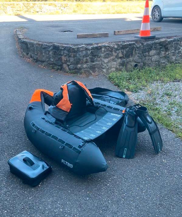 Bellyboat caperlan fltb-5, Watersport en Boten, Hengelsport | Roofvissen, Zo goed als nieuw, Ophalen