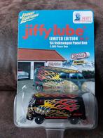 johnny lightning jiffy lube volkswagen panel bus 1964, Hobby & Loisirs créatifs, Voitures miniatures | 1:50, Autres marques, Voiture