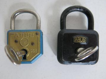 2x vintage ABUS hangslot beschikbaar voor biedingen