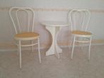 tafeltje en 2 stoelen. € 35,-, Huis en Inrichting, Tafels | Eettafels, Minder dan 50 cm, Metaal, Rond, Zo goed als nieuw