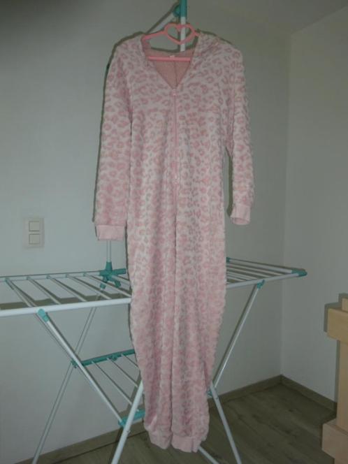 Warme roze onesie maat 158-164 4 + 1 gratis, Kinderen en Baby's, Kinderkleding | Maat 134, Zo goed als nieuw, Meisje, Nacht- of Onderkleding