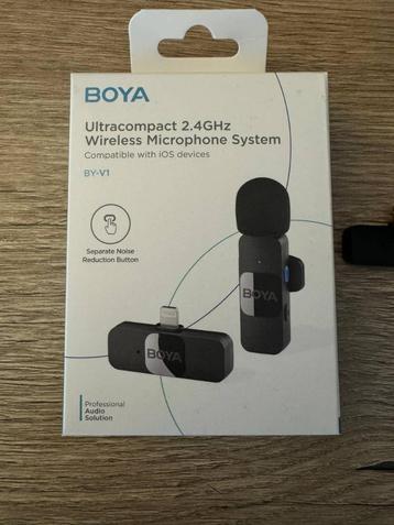 BOYA Bluetooth Microphone for iPhone (Lightning)