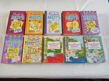 Dagboek van een muts 7 stuks De waanzinnige boomhut 3 stuks. beschikbaar voor biedingen