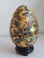 Ei met vlindermotieven in cloisonné en filigrane techniek, Ophalen of Verzenden, Koper