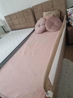 2 bedden met opbergruimte en matras. Nog maar 2 jaar oud, Ophalen, Zo goed als nieuw