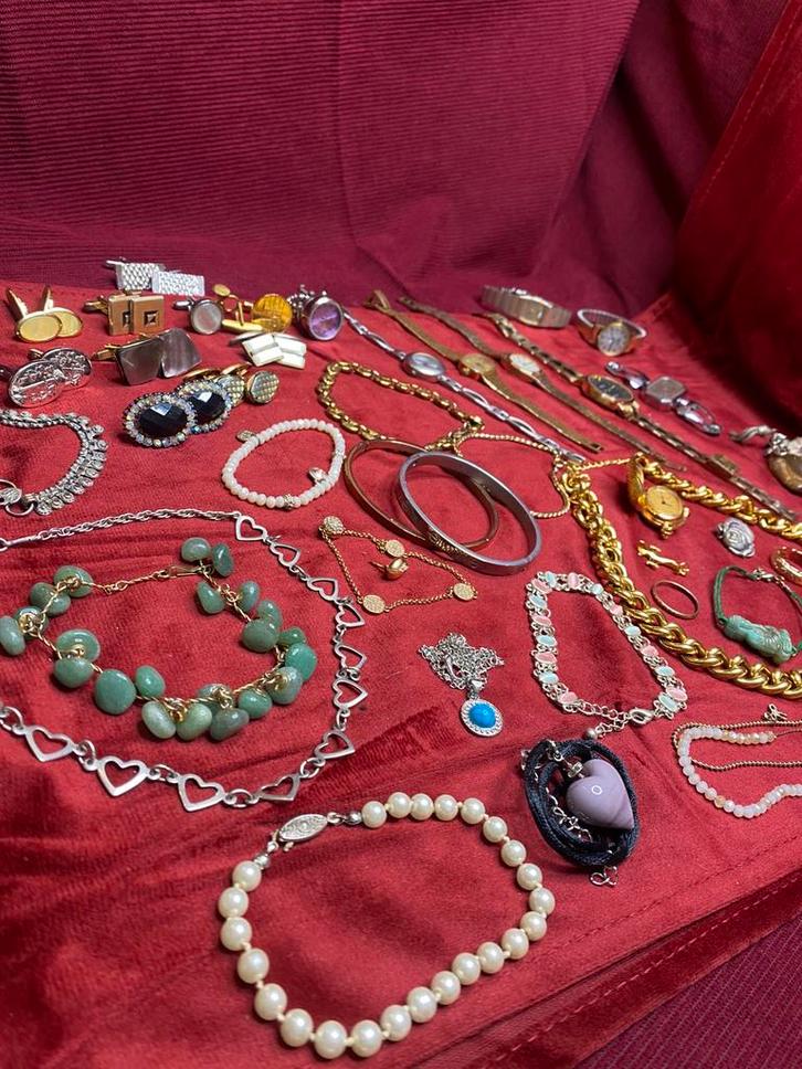 Lot  Sieraden en oude horloges, Handtassen en Accessoires, Kettingen, Zo goed als nieuw, Ophalen of Verzenden