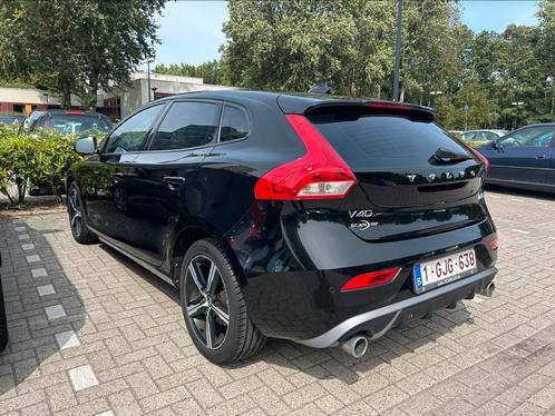 Volvo v40 D2 2.0 diesel. R design, Auto's, Volvo, Particulier, V40, Bluetooth, Diesel, Euro 6, 5 deurs, Handgeschakeld, Zwart