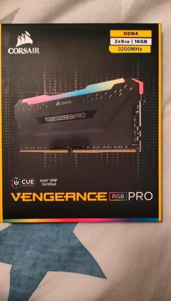 RAM Corsair Vengeance RGB PRO, Computers en Software, RAM geheugen, 16 GB, DDR4