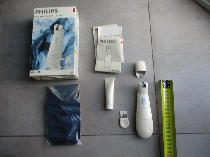 philips epilator , satinelle ontharingsapparaat op batterij, Handtassen en Accessoires, Uiterlijk | Lichaamsverzorging, Gebruikt